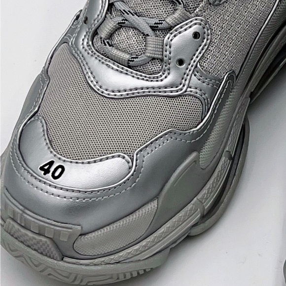 Balenciaga Triple S Men’s Sneakers Silver Metallic size 40 US Mens 7 - Picture 7 of 8